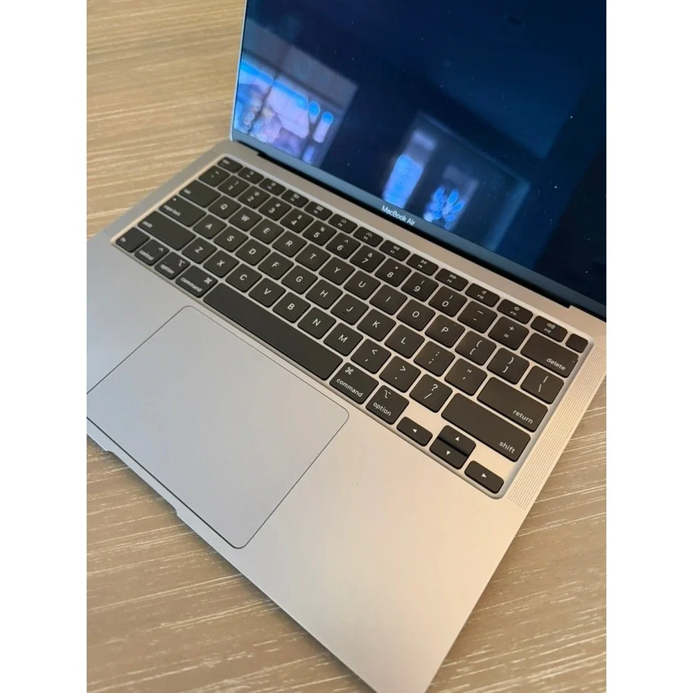 Apple MacBook Air 13